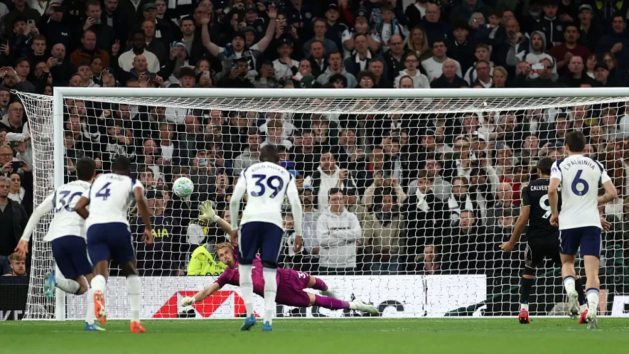 Tottenham beraberliğe razı oldu | Premier Lig'de Tottenham 1-1 Leeds United