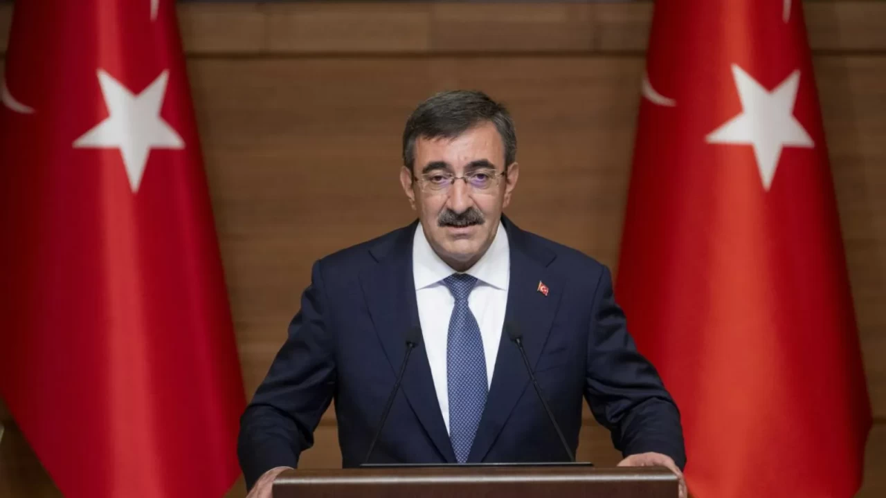 Cevdet Yılmaz'dan enflasyon değerlendirmesi: Dezenflasyon sürecini kararlılıkla sürdürüyoruz