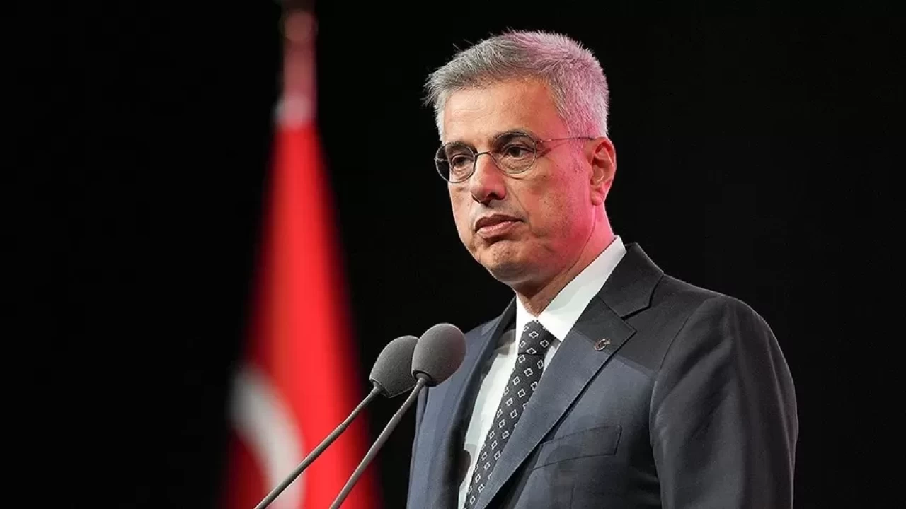 Bakan Memişoğlu’ndan Ebeler Günü mesajı: 'Emekleri paha biçilemez'
