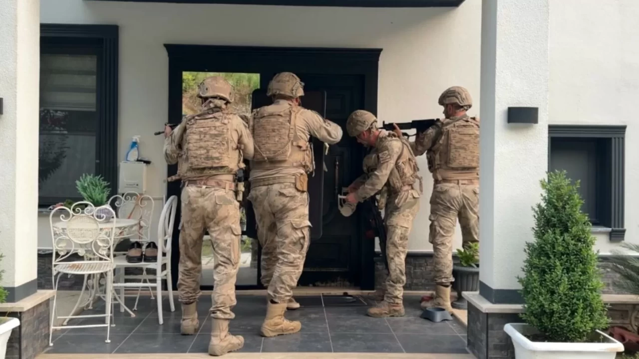 Daltonlar çetesine 5 ilde operasyon: 12 gözaltı