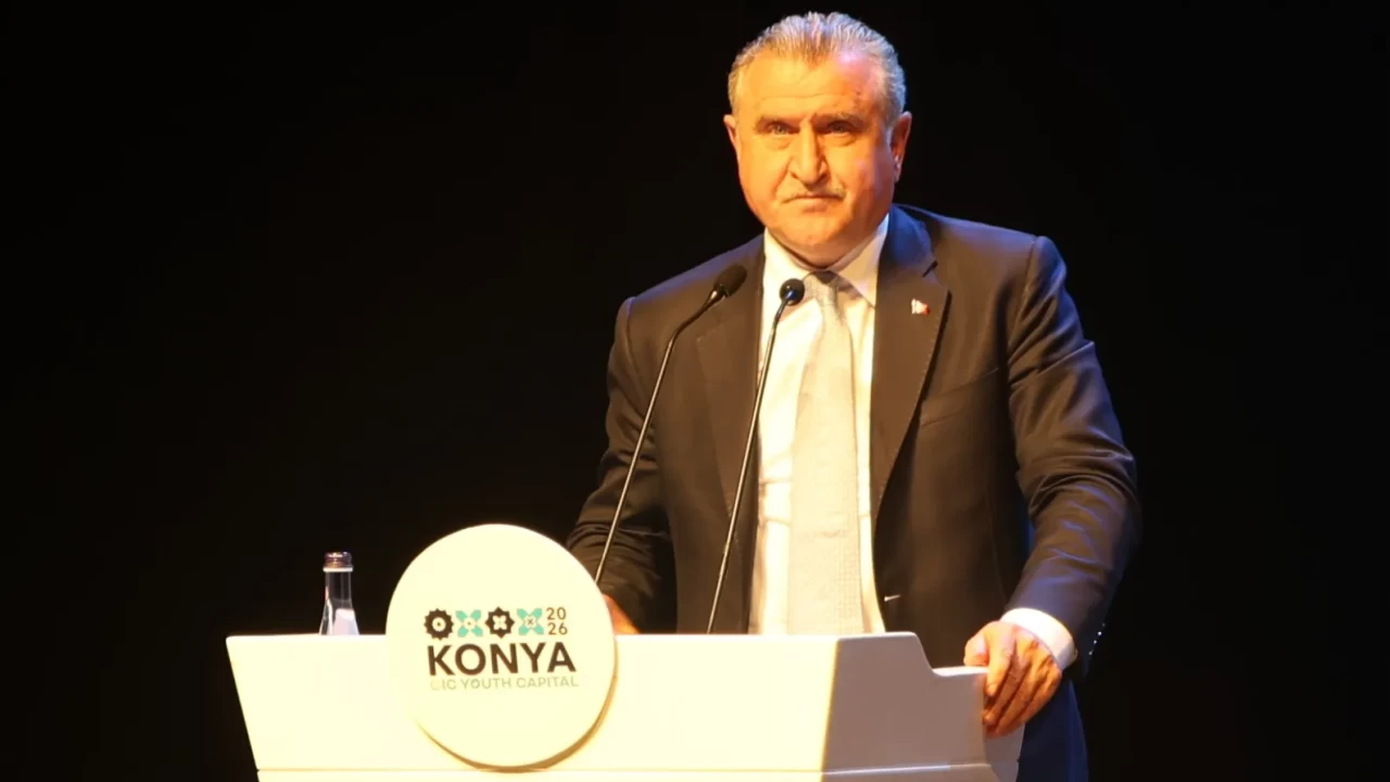 Bakan Bak’tan Konya’da dünya gençliğine çağrı: Adil bir dünya için diplomasi!