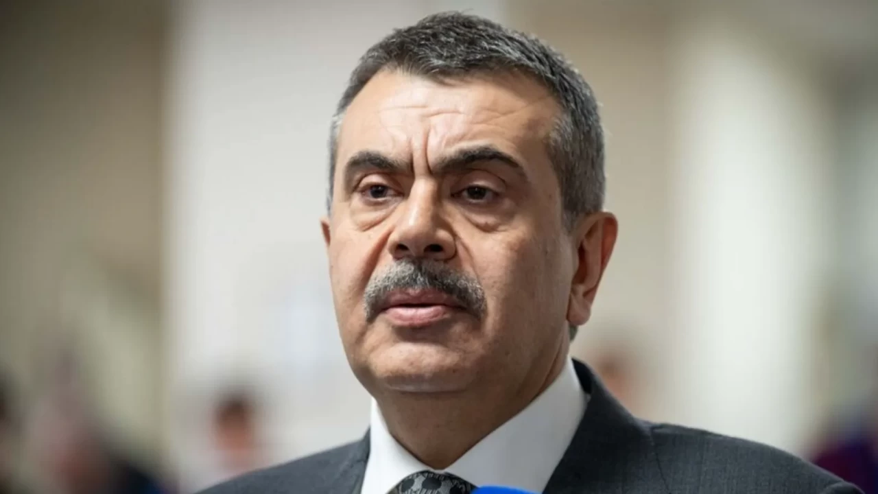 Siber Güvenlik, Yapay Zeka ve Havacılık... Meslek Liselerinde Yeni Bölümler Açılıyor! 2026 Mesleki Eğitim Teşvikleri Ne Kadar?