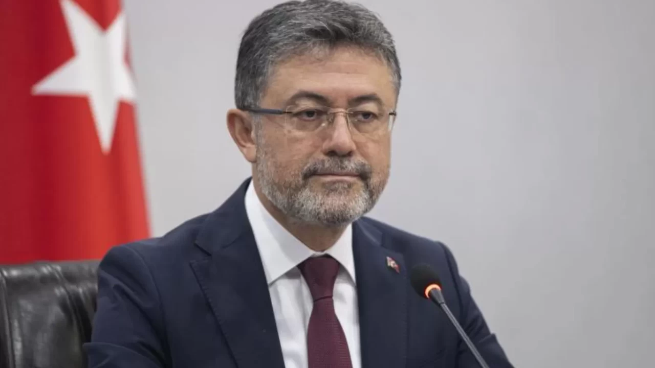 Bakan Yumaklı: Süs bitkilerinde 140 milyon dolarlık gelir sağlanıyor