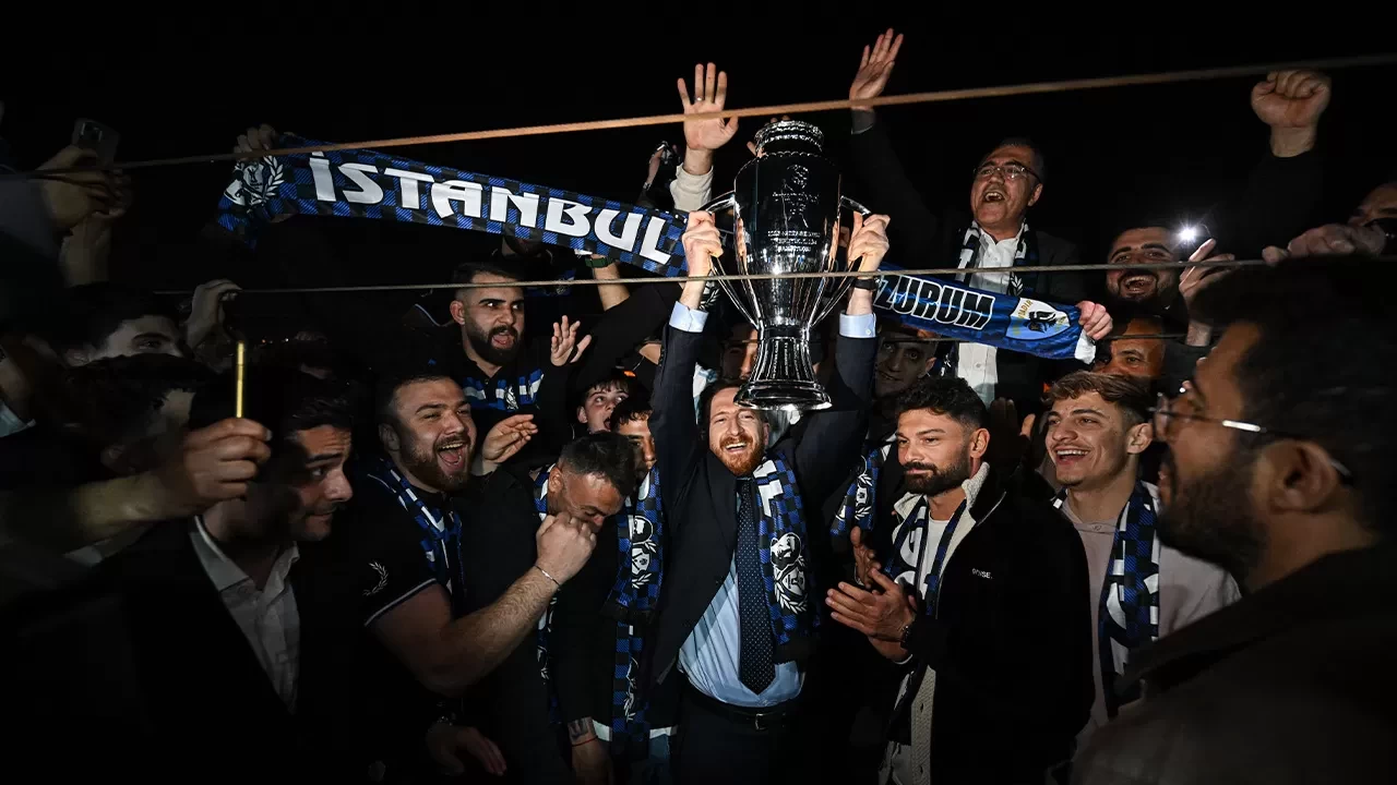 Erzurumspor FK, Süper Lig coşkusunu Boğaz’da yaşadı