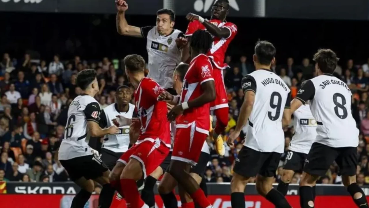 Valencia Rayo Vallecano maçı canlı izle! S Sport Plus kesintisiz HD yayın linki