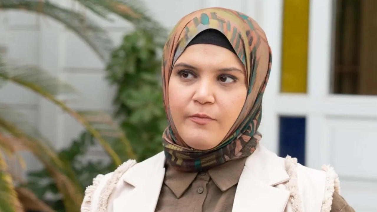 Kızılcık Şerbeti Nilay kimdir? Feyza Civelek kimdir, kaç yaşında ve kimin kızı?