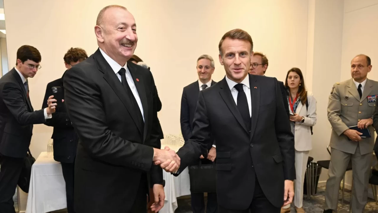 Macron ve Aliyev’den kritik telefon görüşmesi!