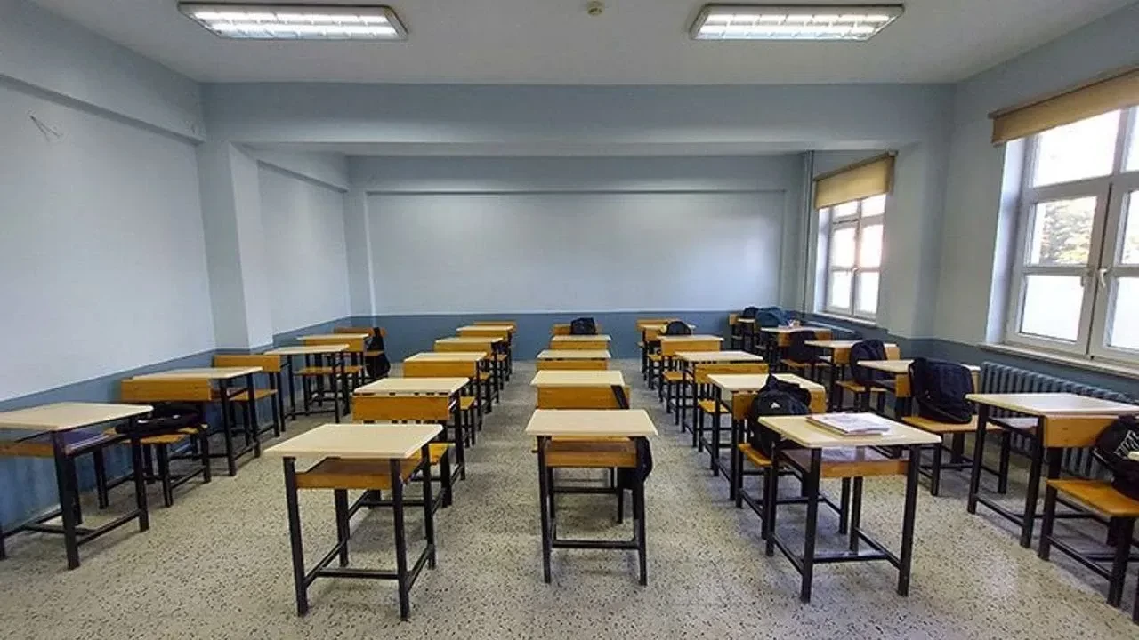 Yarın okullar var mı, yok mu 2026? 20 Mayıs okullar tatil mi?