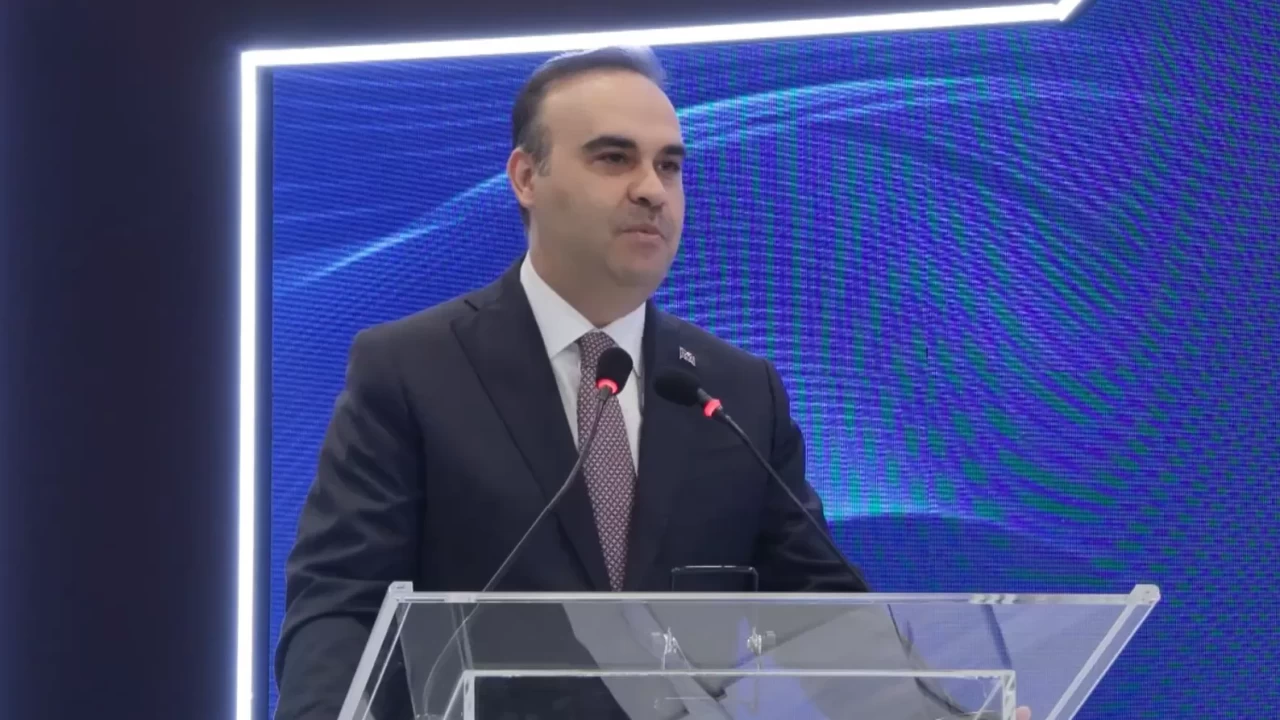 Bakan Kacır, savunma sanayii KOBİ’lerine yeni desteği duyurdu!