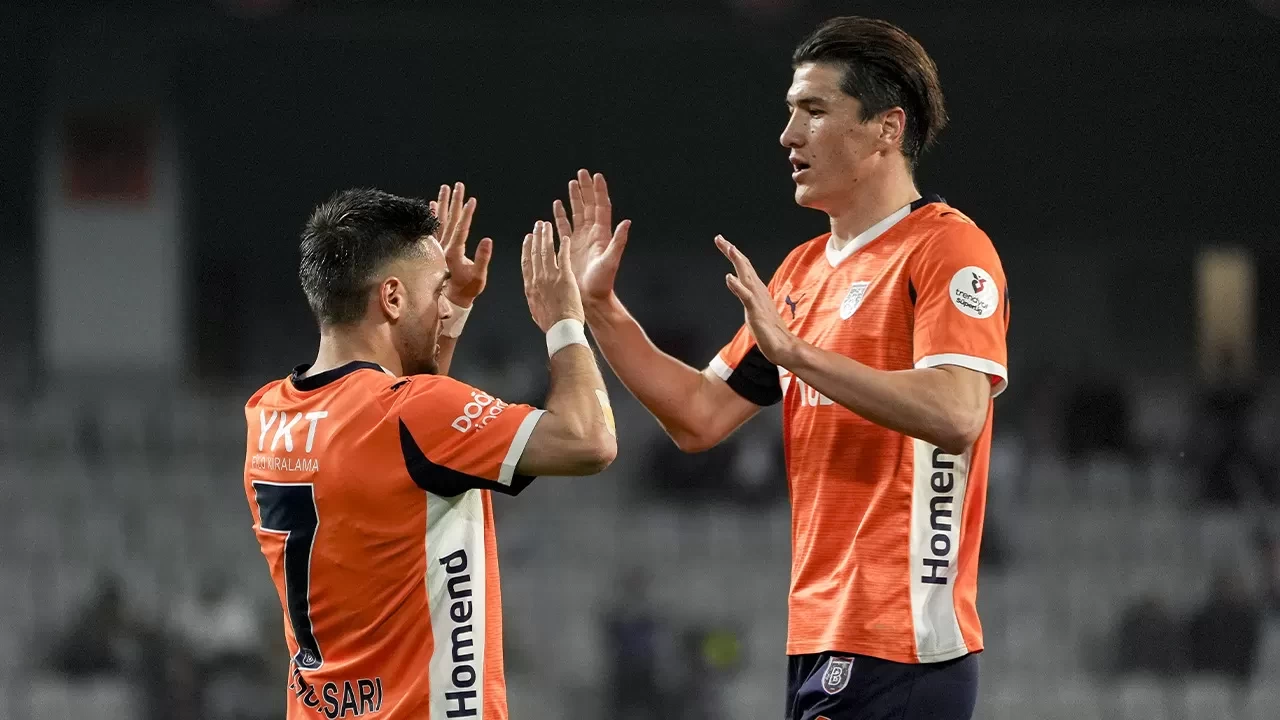 Başakşehir kötü başladı güçlü bitirdi: Süper Lig'i 5. sırada tamamladı