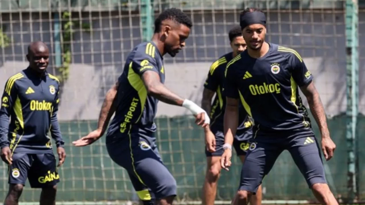 8 Mayıs 2026 Konyaspor - Fenerbahçe Maçı Ne Zaman, Saat Kaçta? Fenerbahçe'nin İlk 11'i ve Kart Sınırındaki İsimler!