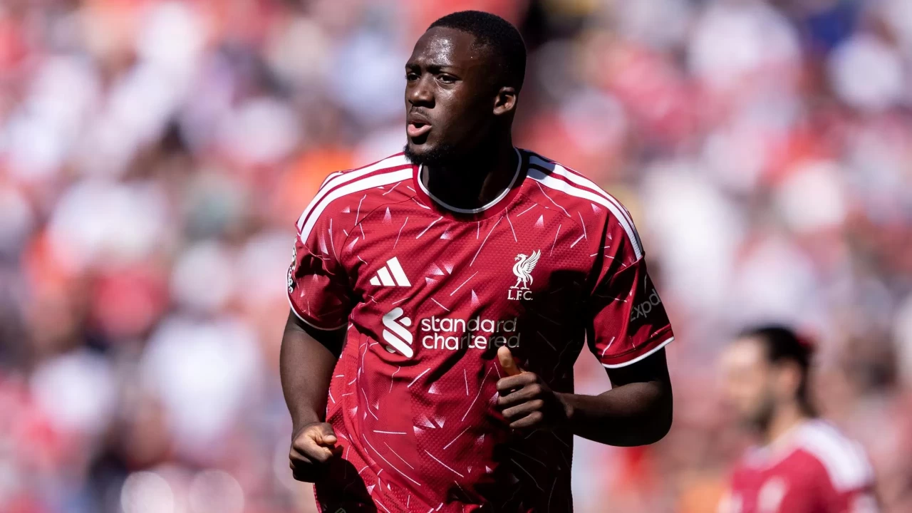 Liverpool'da sözleşmesi biten Fransız stoper Ibrahima Konate takımdan ayrıldığını açıkladı