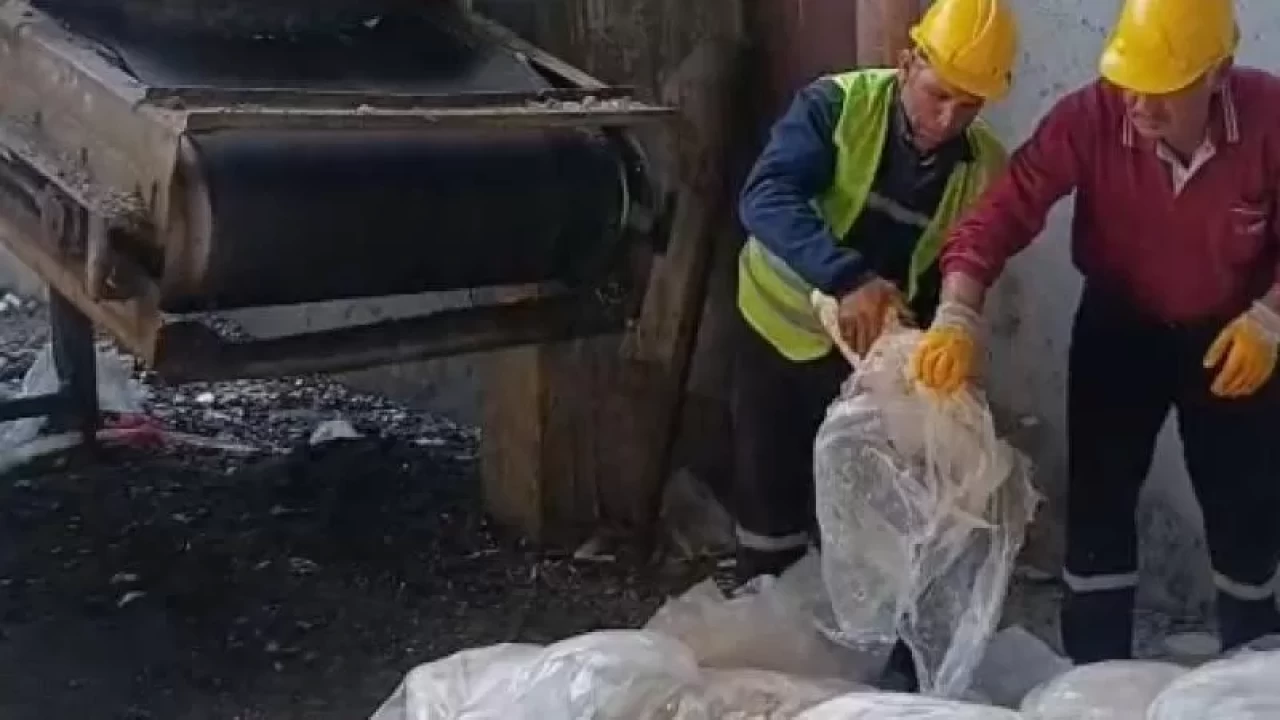 Tekirdağ’da 1200 kilo sağlıksız sakatat imha edildi