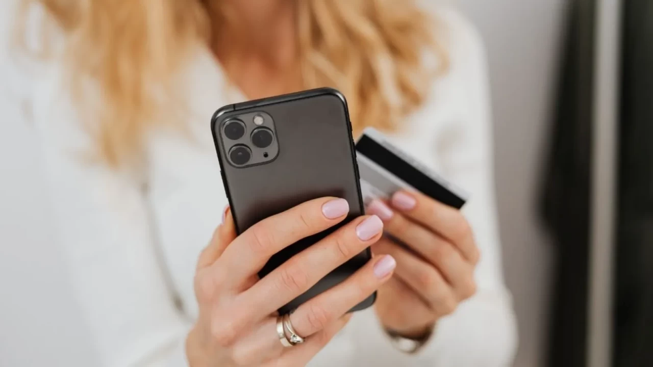 Sıfır Cep telefonu taksitlendirme düzenlemesi var mı? Ticaret Bakanlığı’ndan açıklama