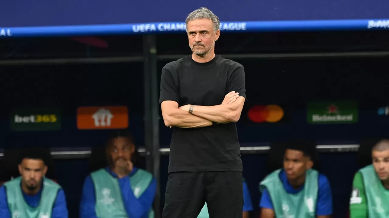 Luis Enrique PSG ile Şampiyonlar Ligi kupasını kazandı tarihe geçti