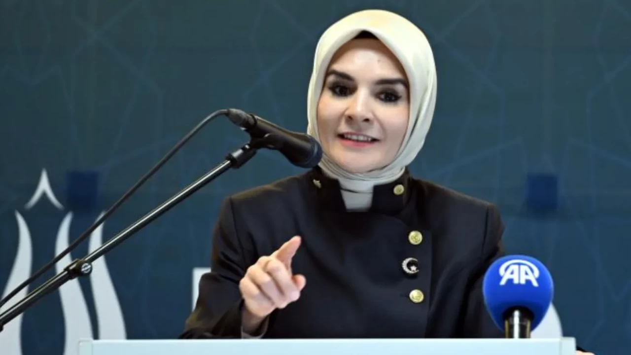 Bakan Göktaş’tan gurbetçi karşıtlarına sert tepki: Başarı öyküsünden rahatsızlar!