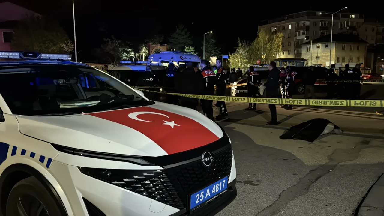 Erzurum'da cami önünde şüpheli ölüm: Başından silahla vurulmuş halde bulundu
