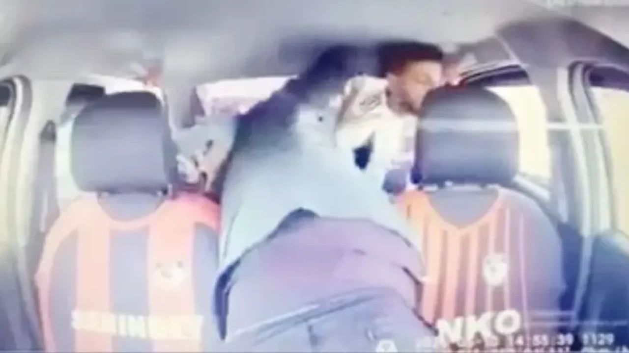 Takside ölüm kalım mücadelesi! Rehin alınan şoför saldırganı böyle etkisiz hale getirdi