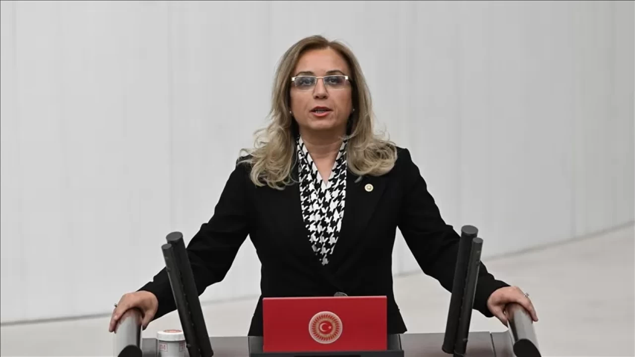 MHP Grup Başkanvekili Filiz Kılıç, şehit öğretmen 