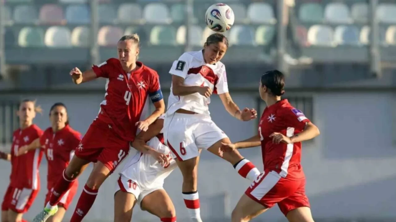 A Milli Kadın Futbol Takımı Malta'da fırtına gibi esti: Düny