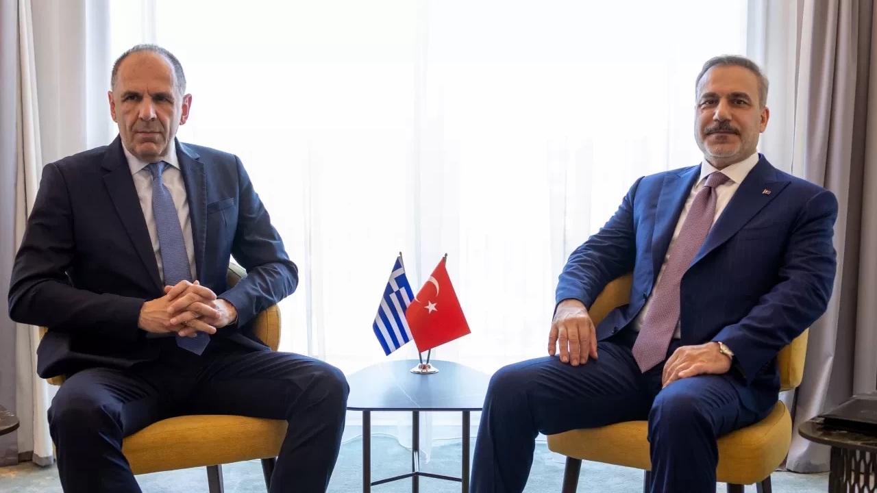 Bakan Fidan, Yunan mevkidaşı ile görüştü! Kritik g