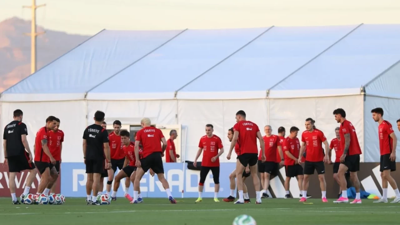 A Milli Futbol Takımı'nın Dünya Kupası hazırlıkları sürüyor: