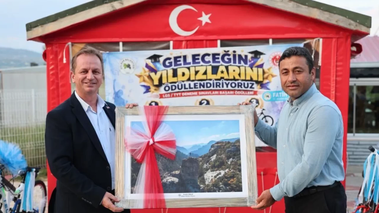 Gülnar Belediye’den gençlere 'başarı' motivasyonu: