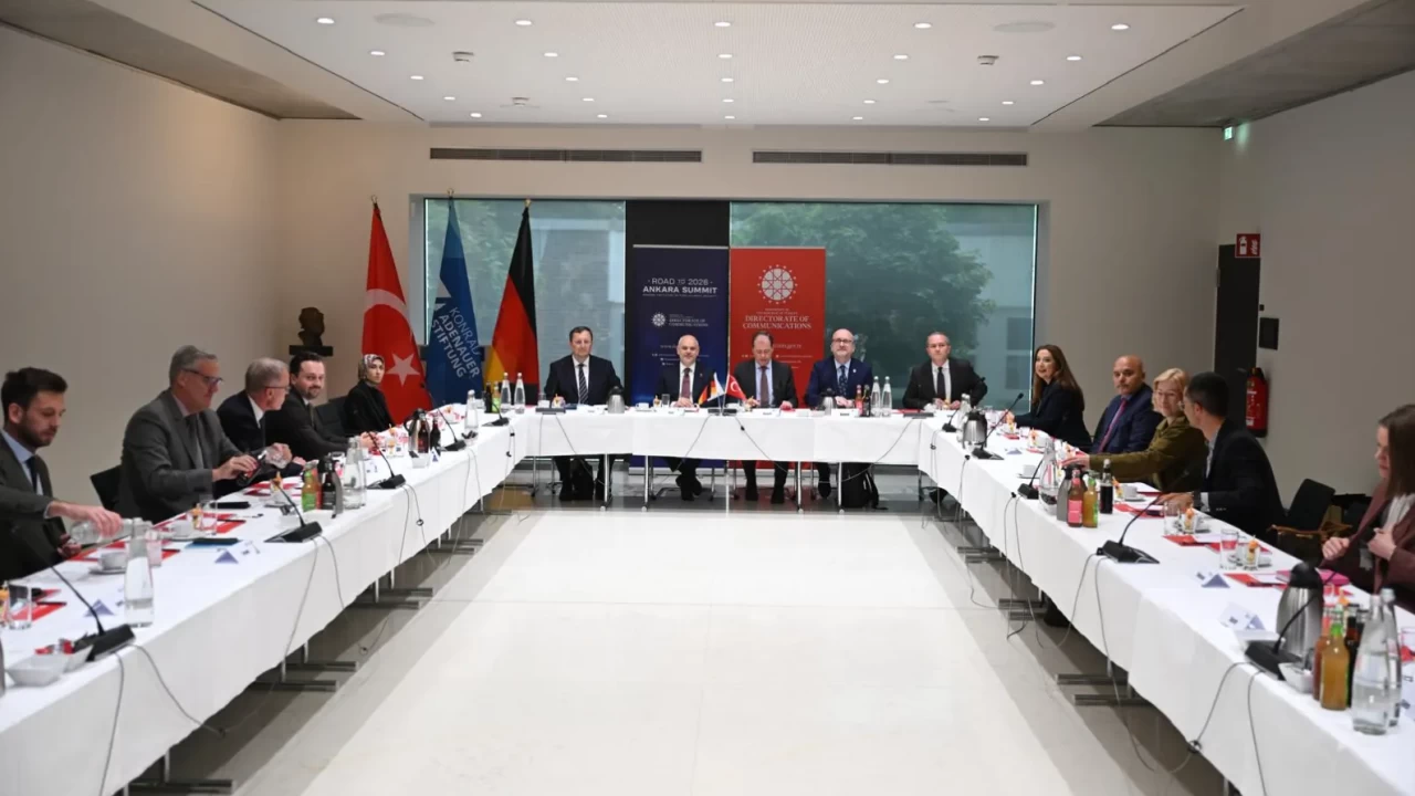 Ankara NATO Zirvesi öncesi Berlin'de stratejik zirve: Avrupa