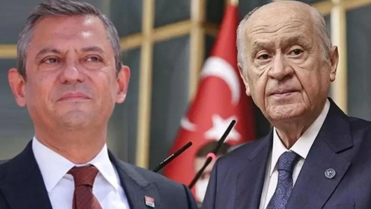 MHP Lideri Devlet Bahçeli ve Özgür Özel törende sohbet etti