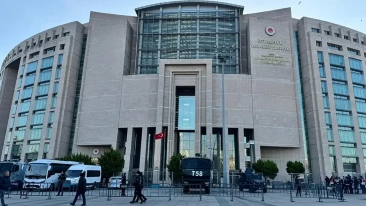 'Rüşvet' soruşturmasında Özgür Özel’in eski şoförü