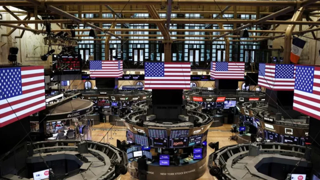 New York Borsası'nda 'Yapay Zeka' rüzgarı: Endeksler yükselişini sürdürüyor!