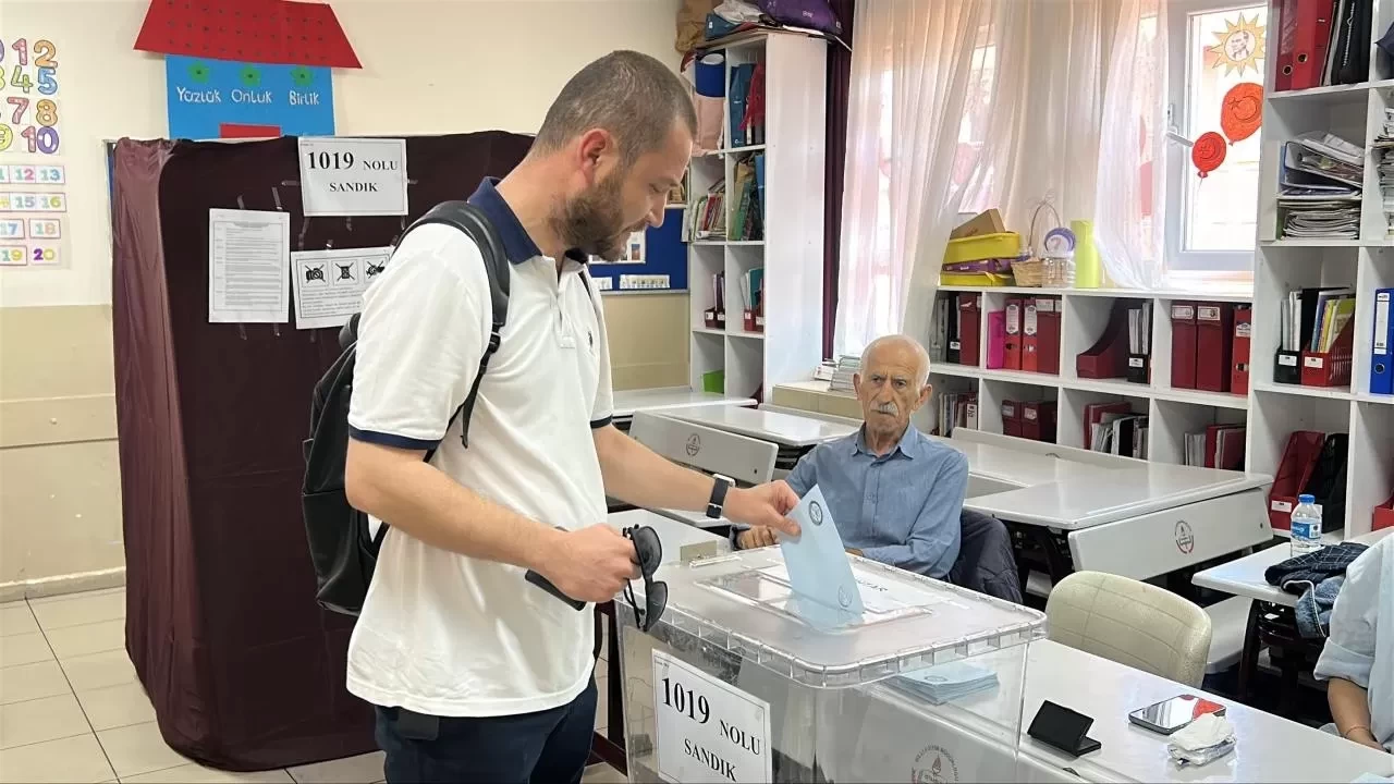 Cumhur İttifakı'ndan gövde gösterisi! Sandıktan ezici üstünl