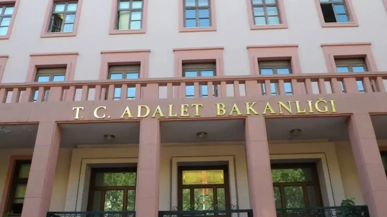 Öldürdüler, yaktılar, 12 yıl sonra özel ekibe yakalandılar! 