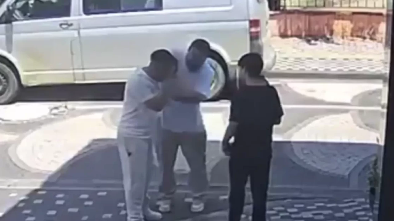 Keşan’da kuaförde başlayan tartışma sokağa taştı