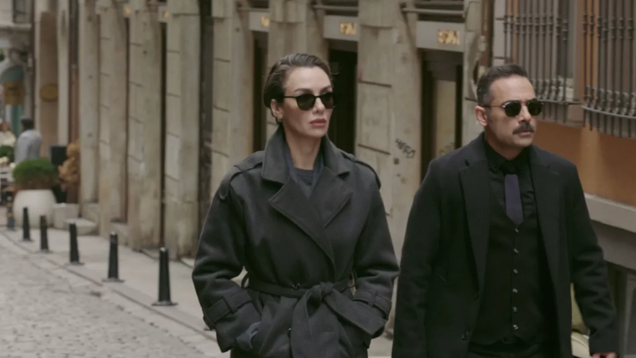 Mezarlık 3. sezon ne zaman yayınlanacak? Birce Akalay'lı Mezarlık dizisi 3. sezon tarihi açıklandı! (Netflix)