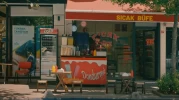 Sıcak Büfe filmi konusu, oyuncu kadrosu ve çekim yerleri | Kanal D