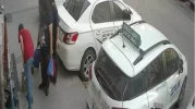 Çekirdek satan 9 yaşındaki çocuğun parasını çaldılar!