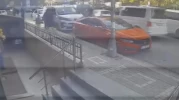Ters yönden geldi, boğaza sarıldı