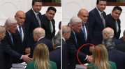 MHP Lideri Bahçeli'den Dervişoğlu ile tokalaşma sorusuna cevap