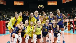 Eczacıbaşı Dynavit, evinde Fenerbahçe'ye mağlup oldu