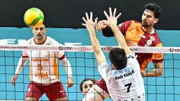 Galatasaray, Efeler Ligi'nde 5 sette güldü