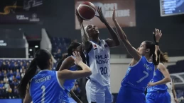 Emlak Konut, play-off turu ilk maçında yara aldı