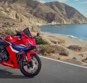 Honda CBR500R daha akıcı sürüşle Türkiye’de