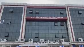 Büyükçekmece Adliyesi’nde 25 kilo altın ve 50 kilo gümüş hırsızlığı: Memur İngiltere’ye kaçtı