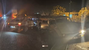 Osmaniye'de iki otomobil çarpıştı: 1 ölü, 2 yaralı