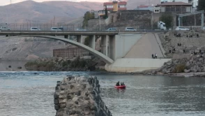Cizre’de düşen terliğini almak isteyen çocuk Dicle Nehri’nde kayboldu: Arama çalışmaları sürüyor