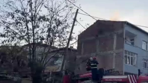 Dumandan etkilenen baba ve oğul hastaneye kaldırıldı