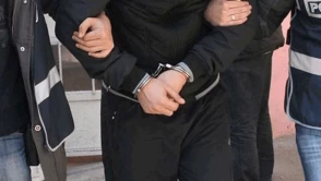 Hırsızların hedefinde seyyar satıcı vardı: 100 bin liralık ürünü saniyeler içinde çaldılar