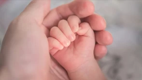 Doğum izni 6 ay oldu mu 2026? Doğum izni ne zaman yasalaşacak, Meclis'ten geçti mi?