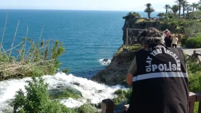 Antalya'da feci ölüm: 40 metrelik falezlerden düşen şahıs hayatını kaybetti